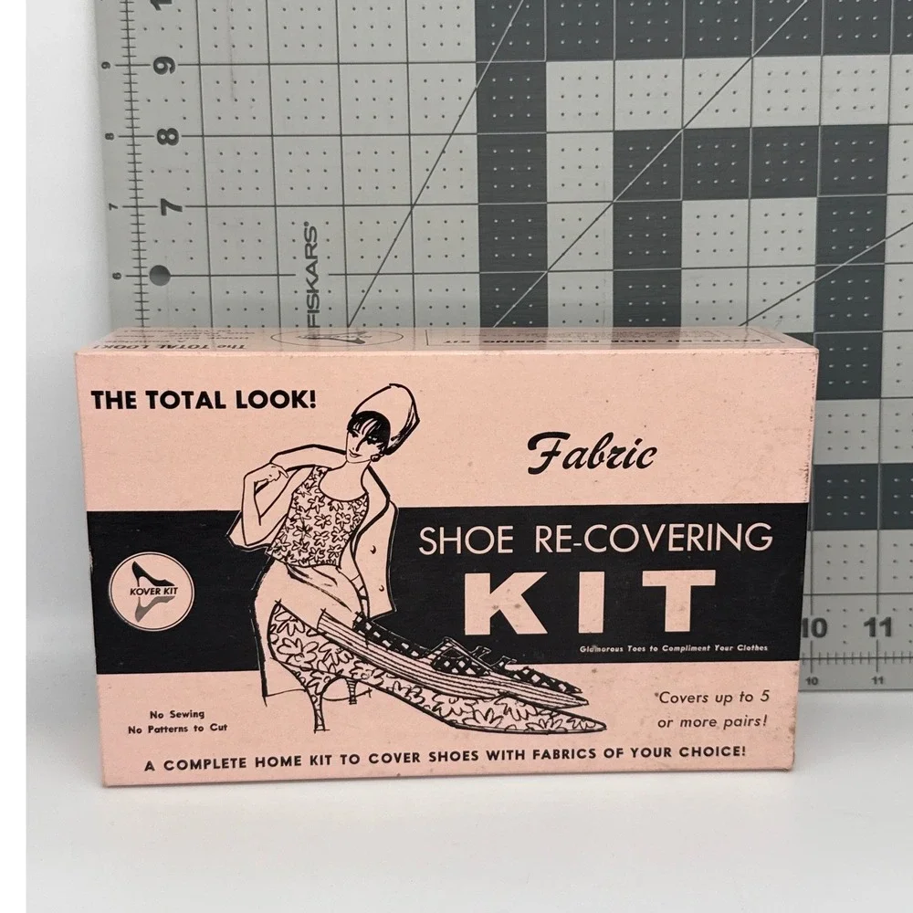 Vintage 1965‎ Kover-Kit Fabric Shoe Re-Covering Kit DIY Fashion Mid-Century Pink